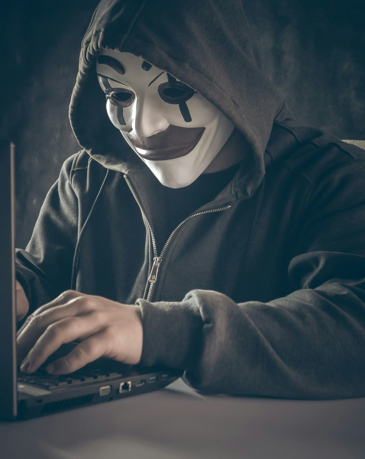 Who is the thief ?